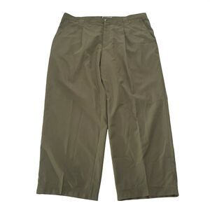 Columbia Sportswear Mens Pleated Pants Green Size 40 USA Straight Leg High Rise